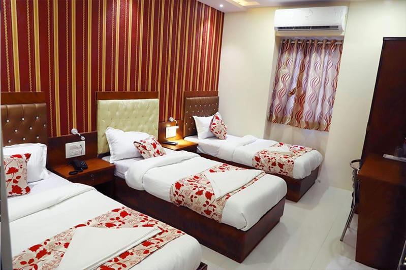 Hotel Golden Hayyath Inn Mumbai Ngoại thất bức ảnh